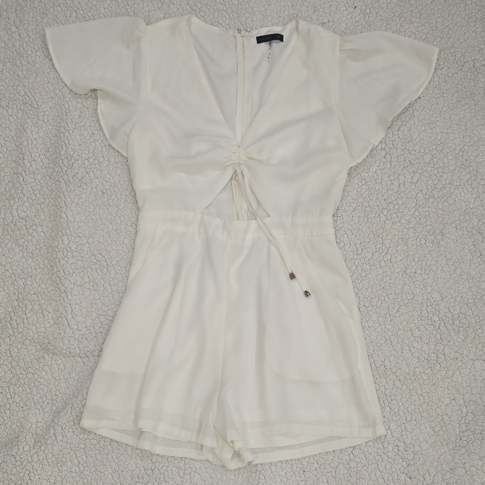 Cals‎ White Zip-Up Garment